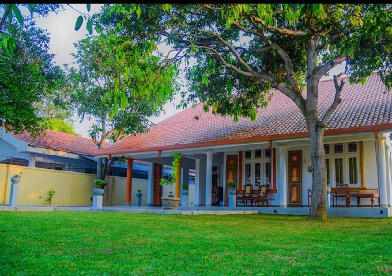 Ace Boutique Airport Otel Katunayaka Dış mekan fotoğraf