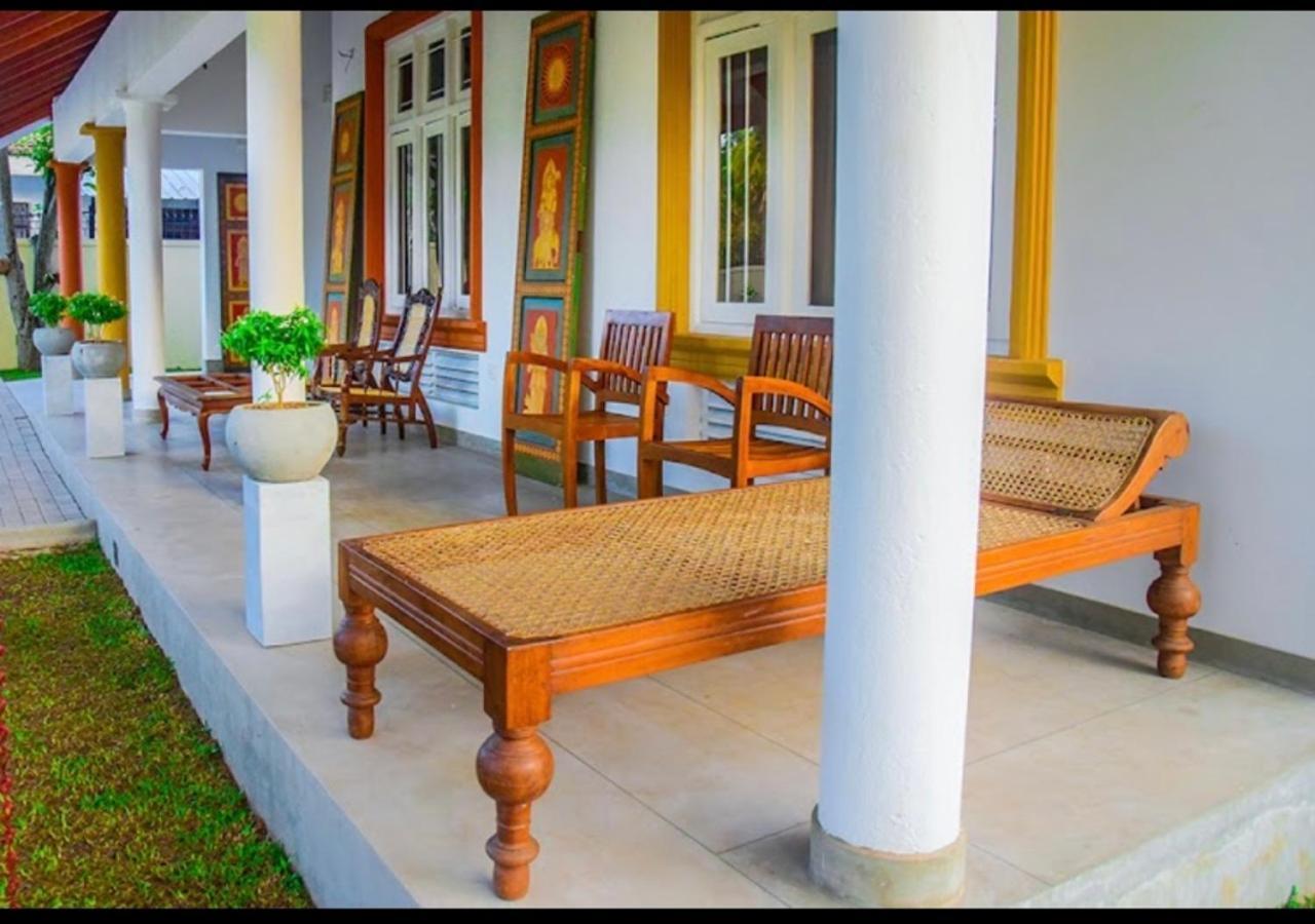 Ace Boutique Airport Otel Katunayaka Dış mekan fotoğraf